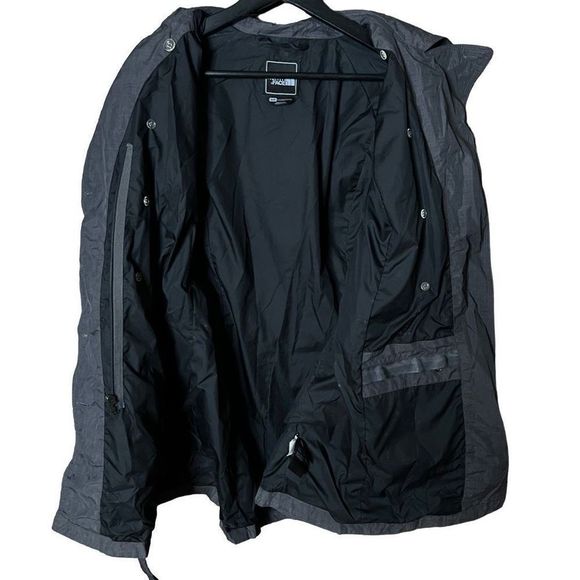 The North Face Womens Trench Rain Jacket Medium - Picture 3 of 3